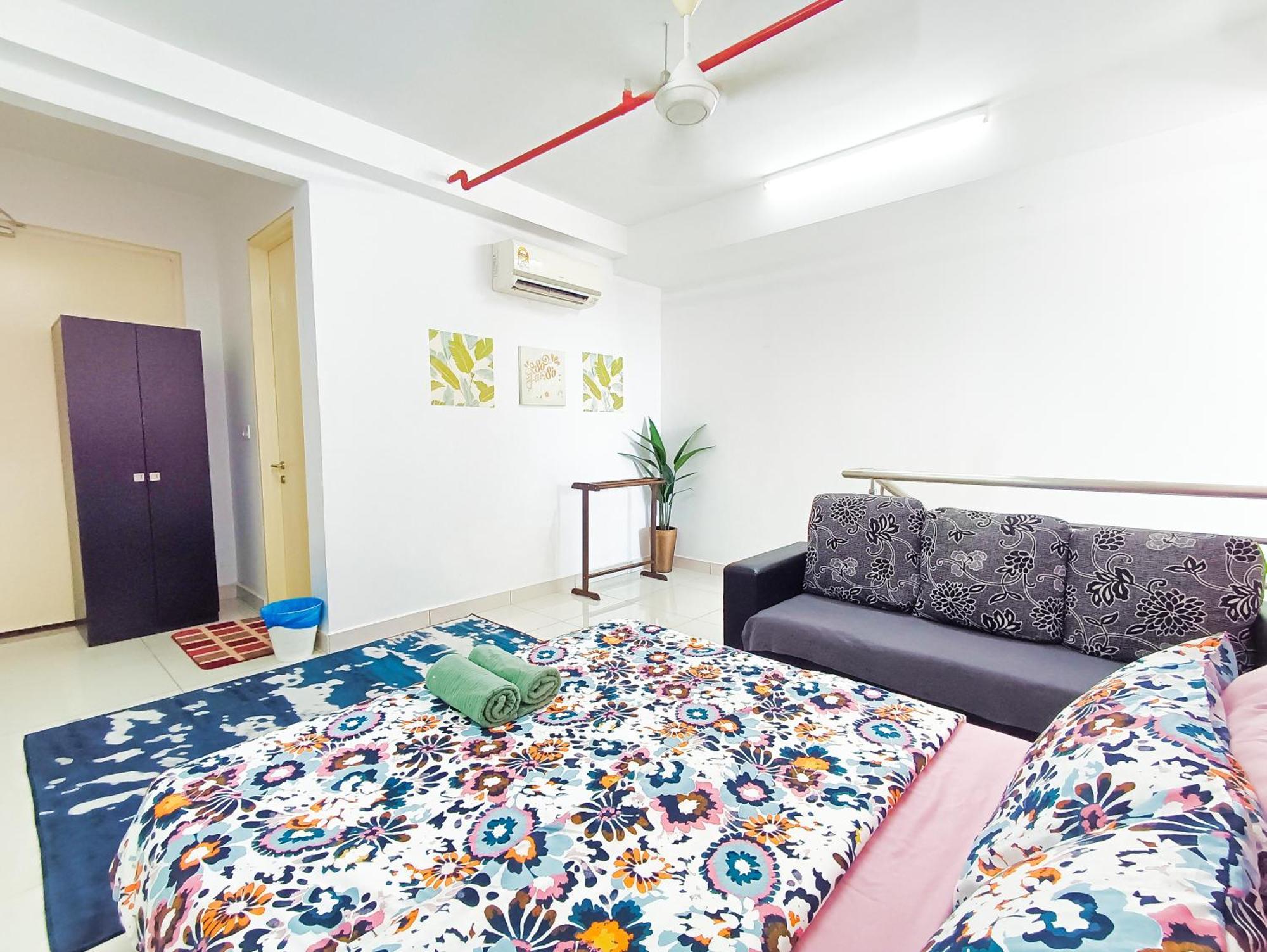 קאג'אנג Azfa Duplex Suite At De Centrum Putrajaya Bangi Free Wifi מראה חיצוני תמונה