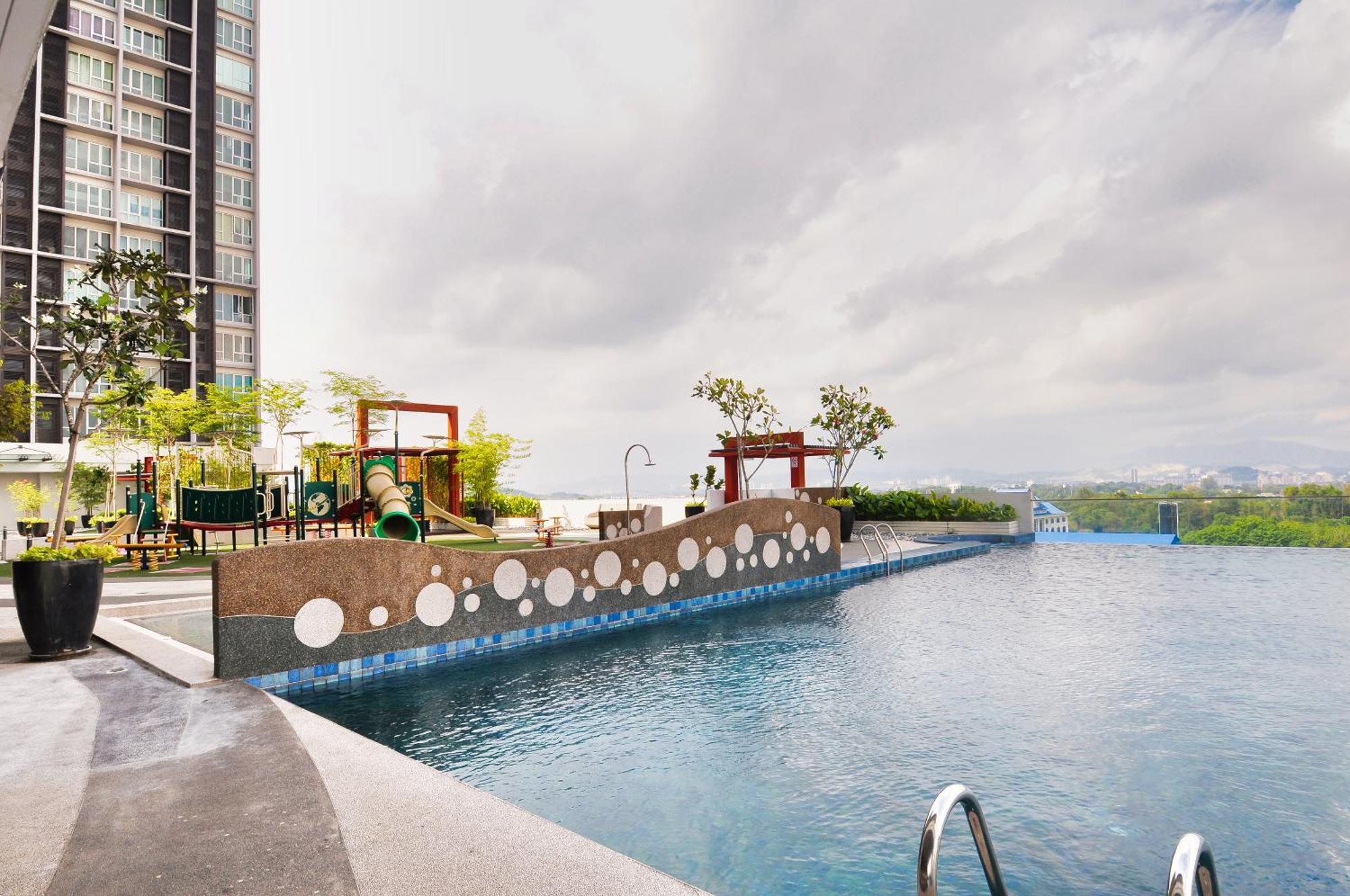 קאג'אנג Azfa Duplex Suite At De Centrum Putrajaya Bangi Free Wifi מראה חיצוני תמונה